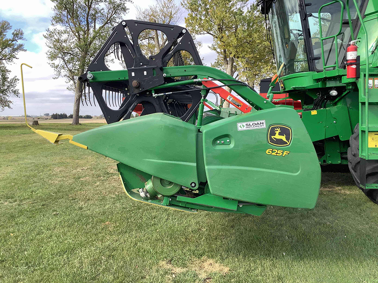 John Deere 625F